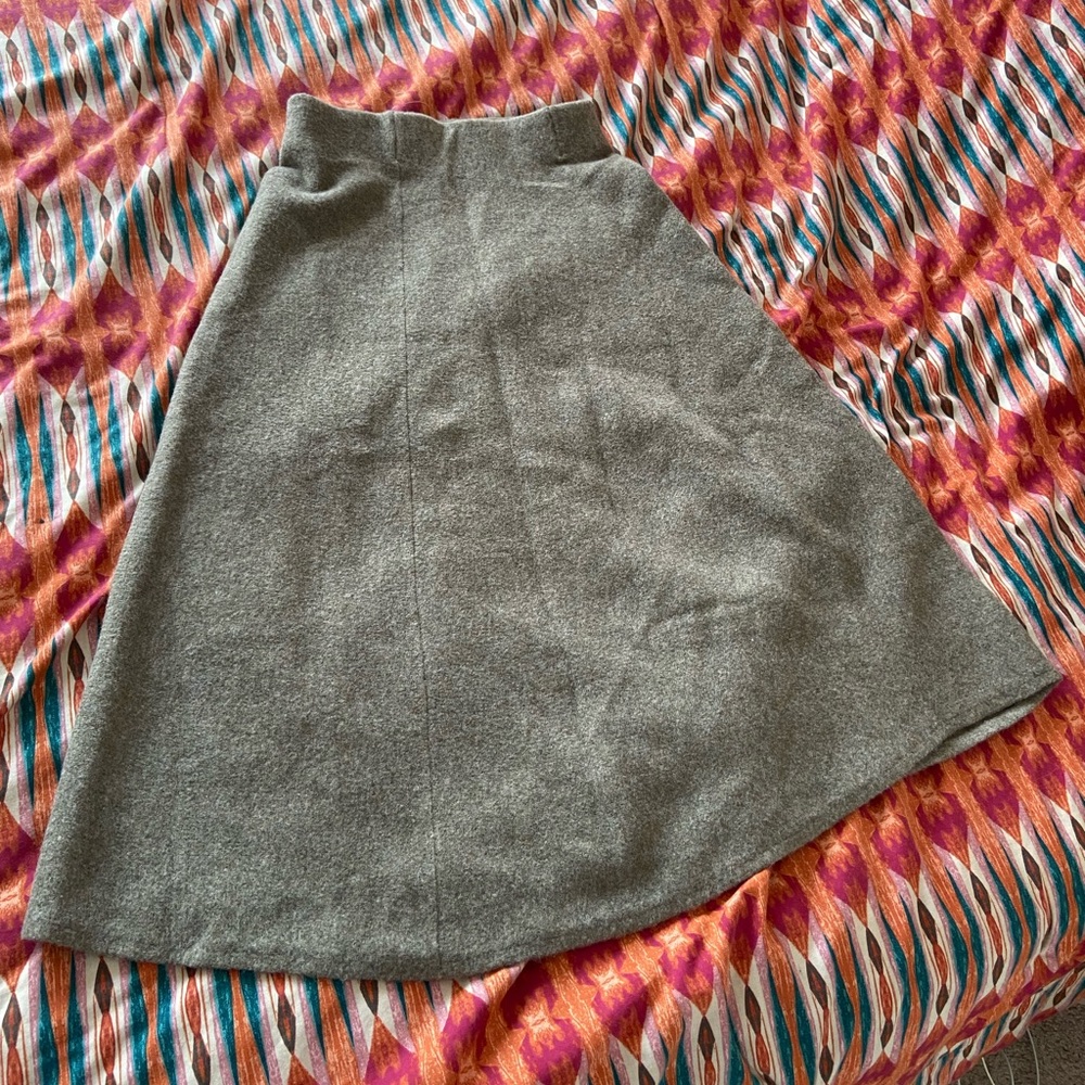 Uniqlo Soufflé yarn flare skirt
